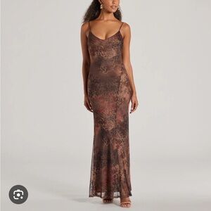 Windsor Fierce Allure Leopard Print Mesh
Maxi Dress 💕